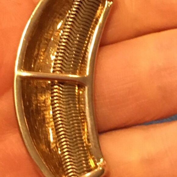 Vintage 80s gold,princess necklace,adjustable snake chain w Bib style pendent. - Picture 5 of 9